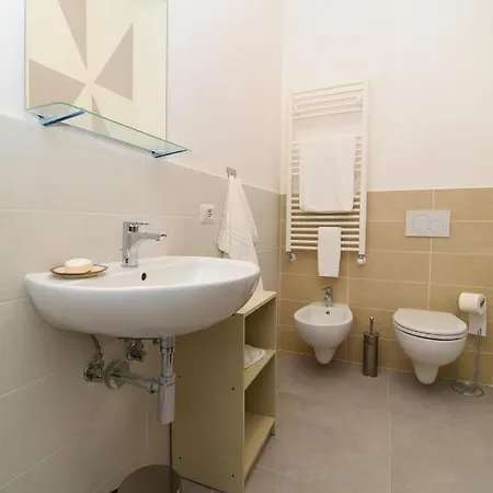 Artemide
