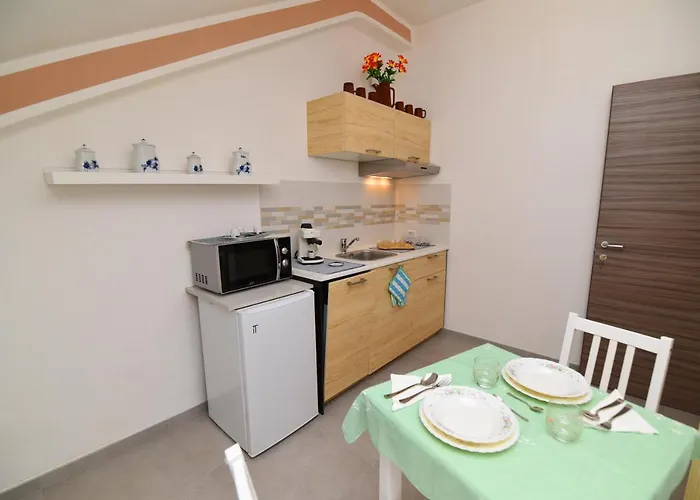 Artemide Bed & Breakfast 3*